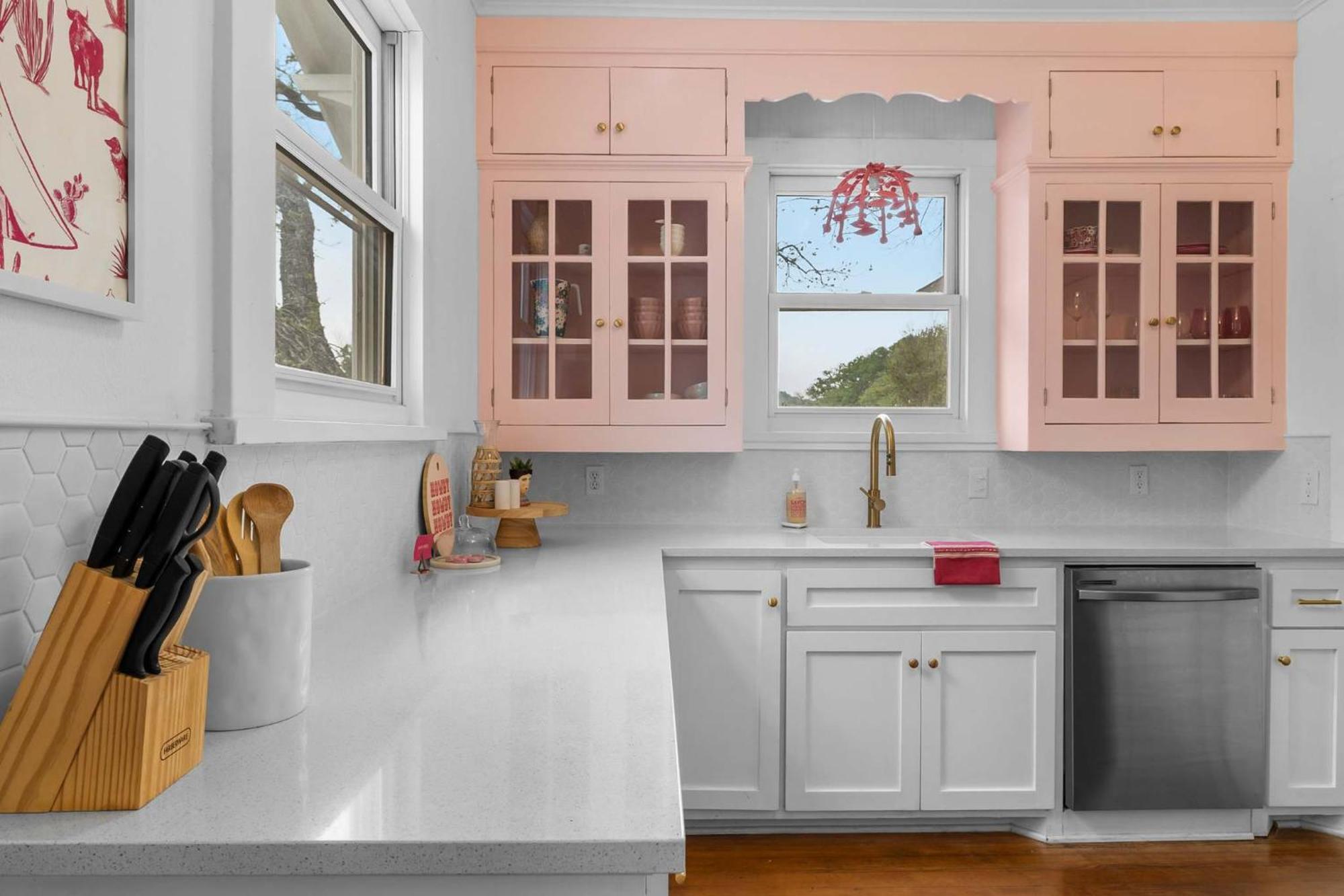 Pink Duchess - Mins To Main Hot Tub & Fire Pit Villa Fredericksburg Dış mekan fotoğraf
